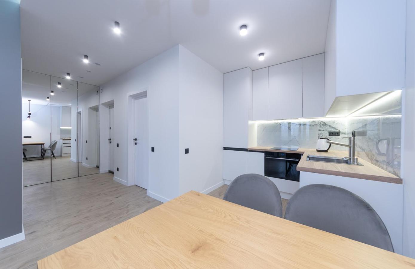 Luxury Apartment Near Metro Station Osokorky Киев Экстерьер фото