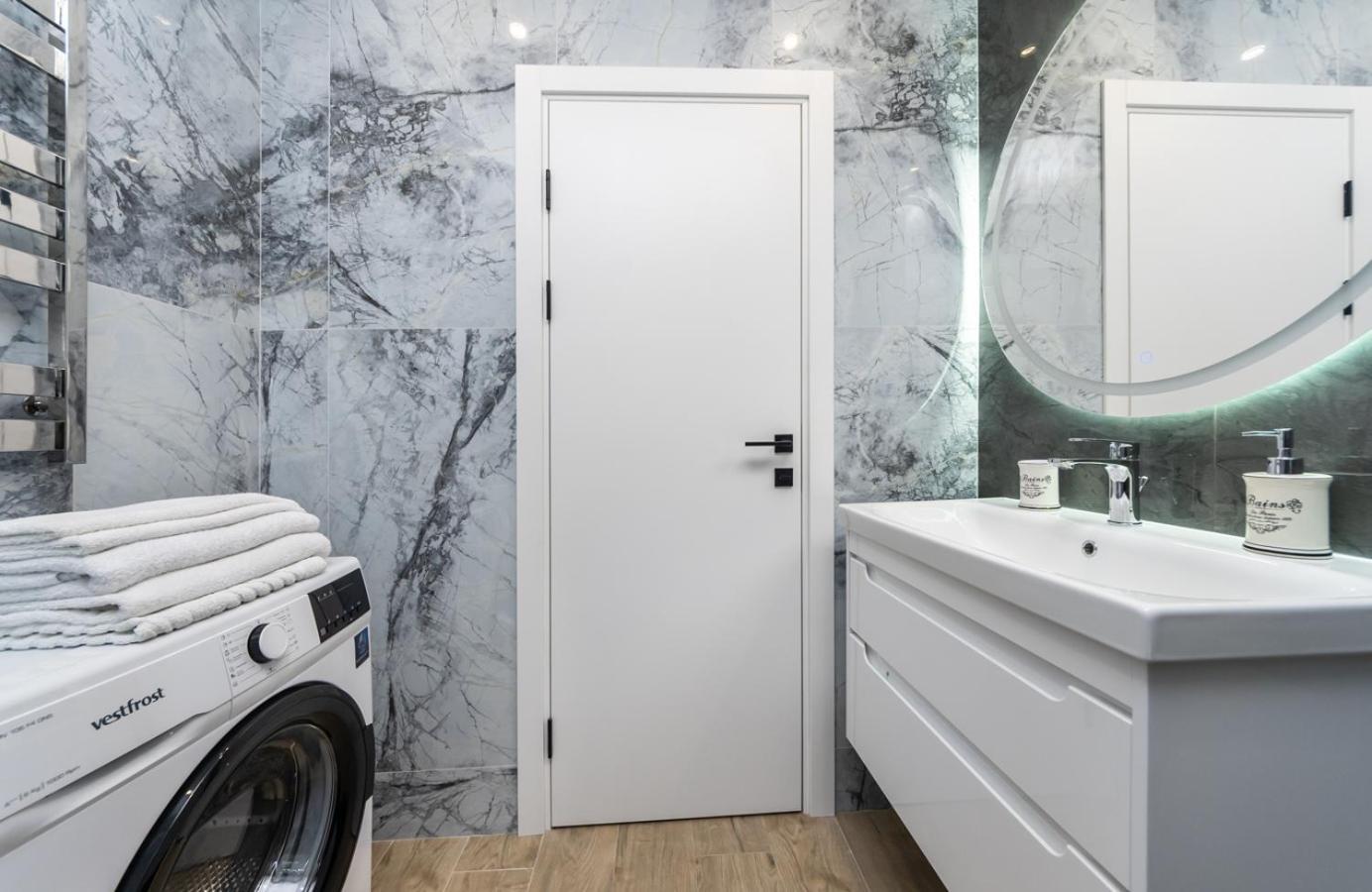 Luxury Apartment Near Metro Station Osokorky Киев Экстерьер фото